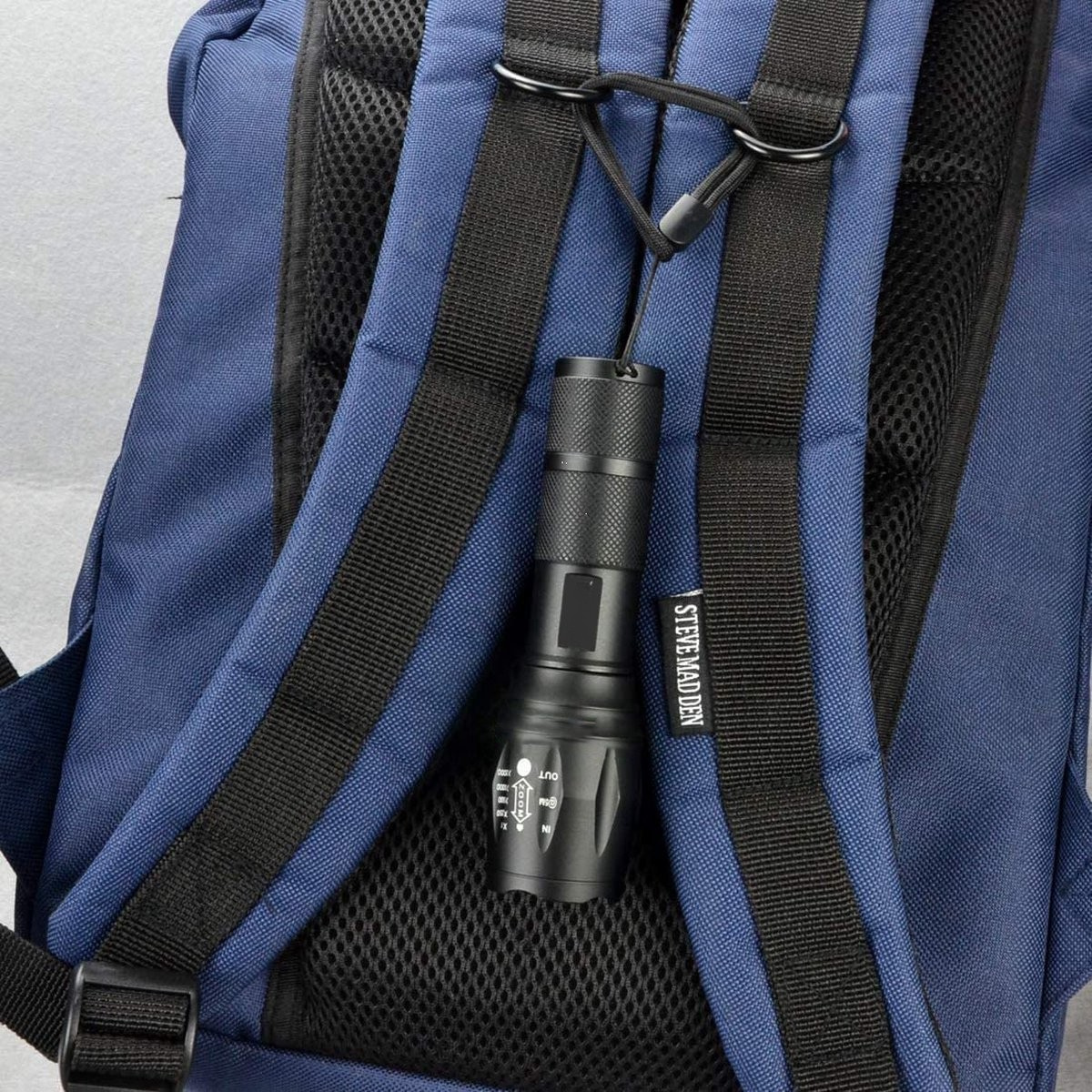 Leistungsstarke 1000-Lumen-LED-Taschenlampe – wasserdicht und robust für Abenteuer und Notfälle